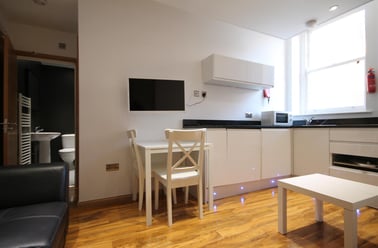 Falconars Court, Newcastle Upon Tyne, Newcastle - Image 2